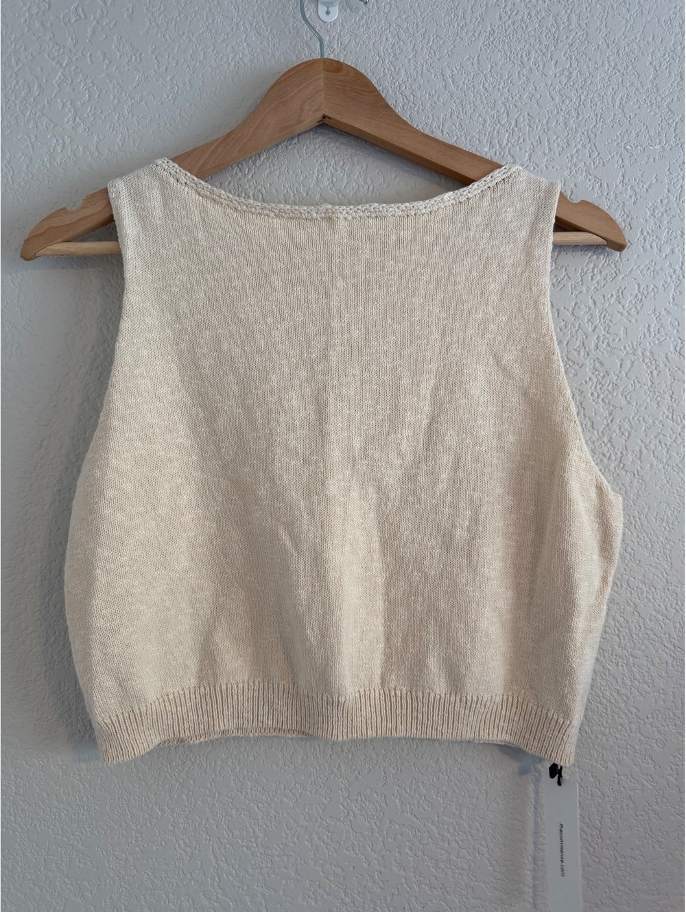 Commense Cream Cropped Knit Sweater Tank Size M NWT